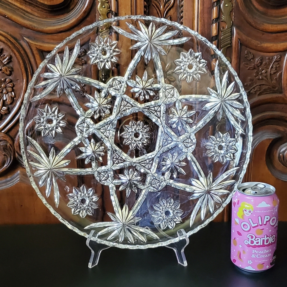 Vntg 13 1/2" Prescut AKA Star Of David Cupped Edge Heavy Pressed Glass Platter